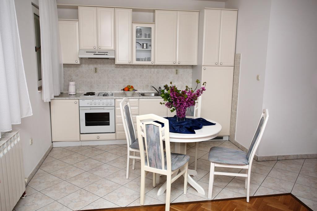 In Beautiful Split Apartment *